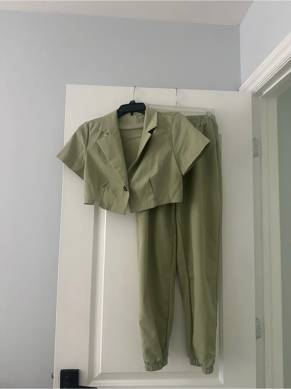 SHEIN Olive Green Cropped Blazer & Jogger Set